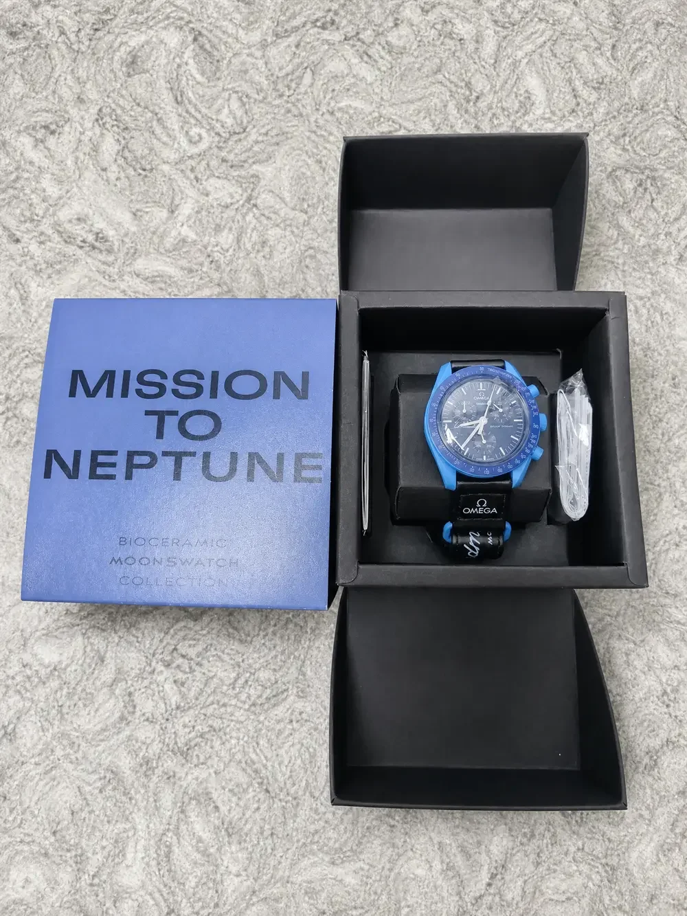 Swatch x Omega x Snoopy Bioceramic MoonSwatch Moonphase 42mm